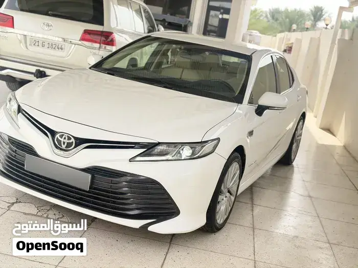 Toyota Camry 2020 photo 3