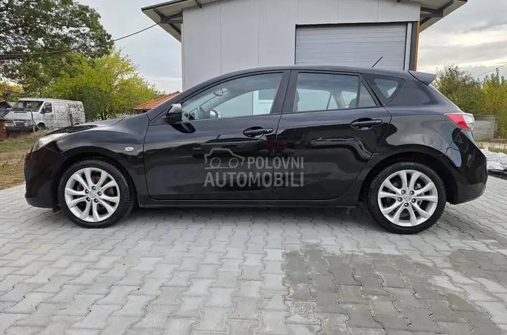 Mazda 3 2011 photo 3
