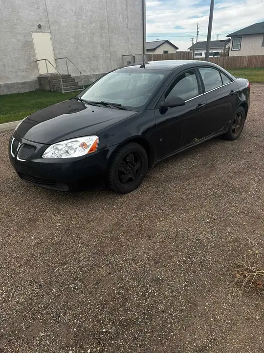 Pontiac G6 2008 photo 2