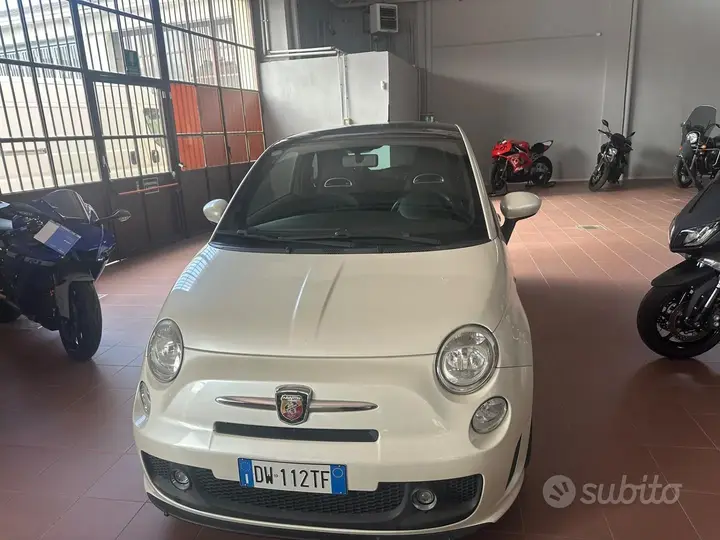 Abarth 500 2009 photo 3