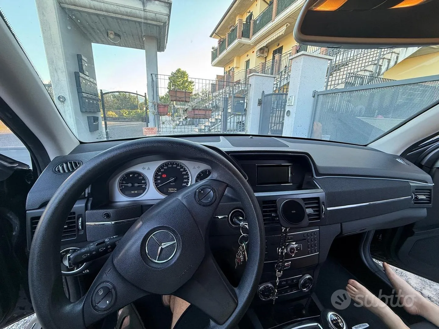 Mercedes-Benz Glk 2011 photo 2