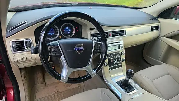 Volvo S80 2010 photo 4
