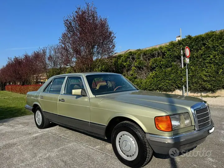 Mercedes-Benz 280 Se 1981 photo 3