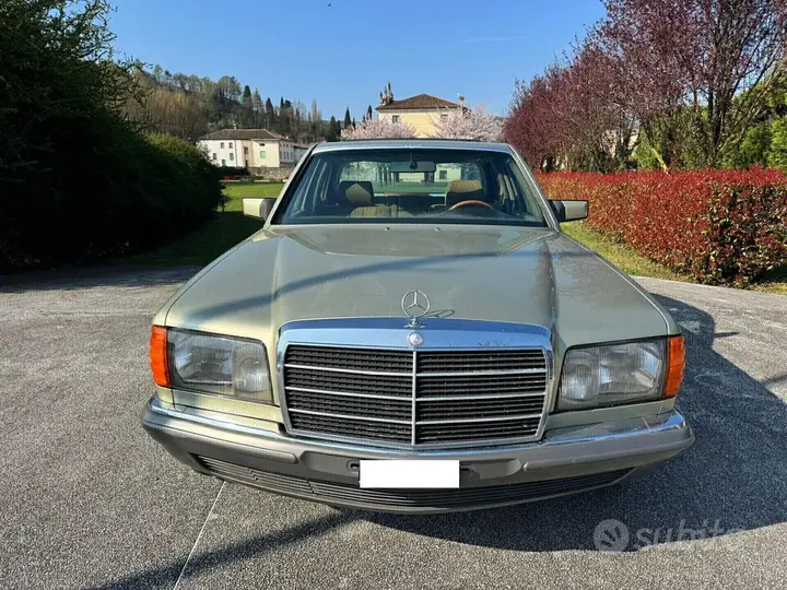 Mercedes-Benz 280 Se 1981 photo 2