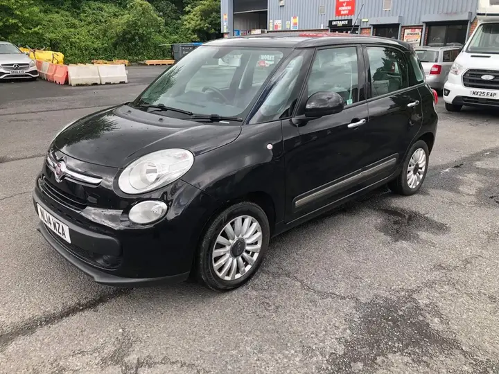 Fiat 500L 2014 photo 4