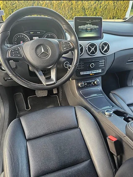 Mercedes-Benz B250