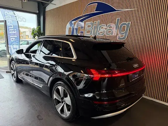 Audi E-Tron 2019 photo 5