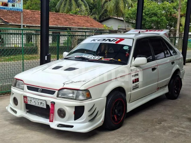 Mazda Familia 1987 photo 2