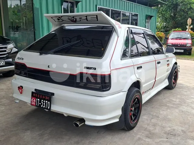 Mazda Familia 1987 photo 4