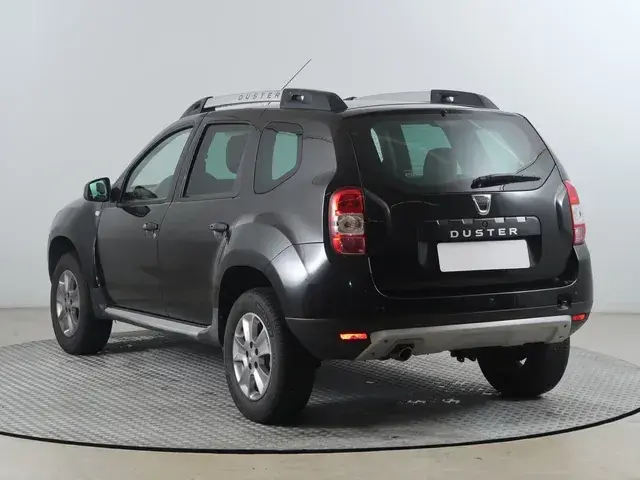 Dacia Duster 2014 photo 3