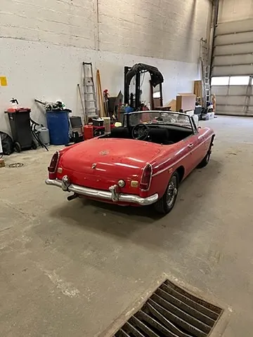 MG B 1969 photo 3