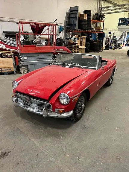 MG B