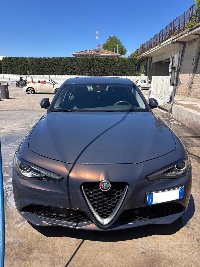 Alfa Romeo Giulia 2016 photo 5