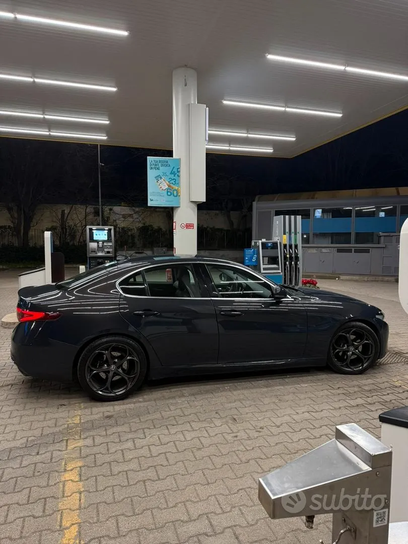 Alfa Romeo Giulia 2016 photo 3