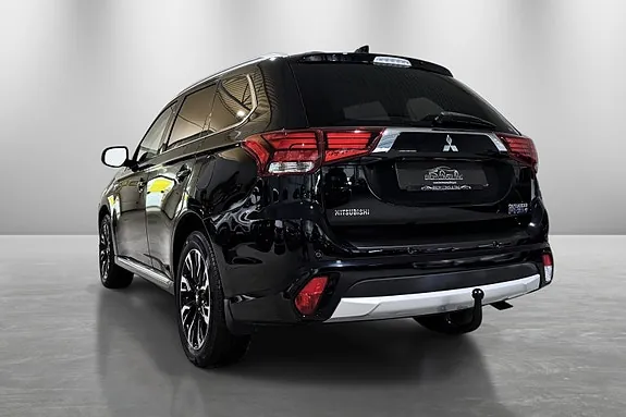 Mitsubishi Outlander 2018 photo 5