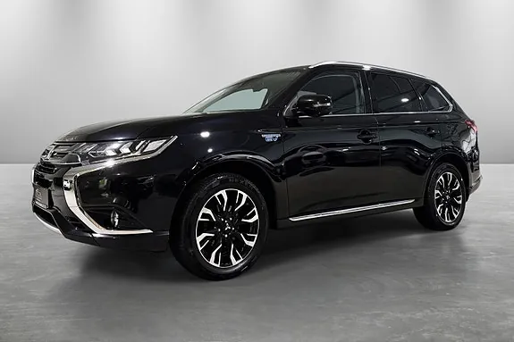 Mitsubishi Outlander 2018 photo 2