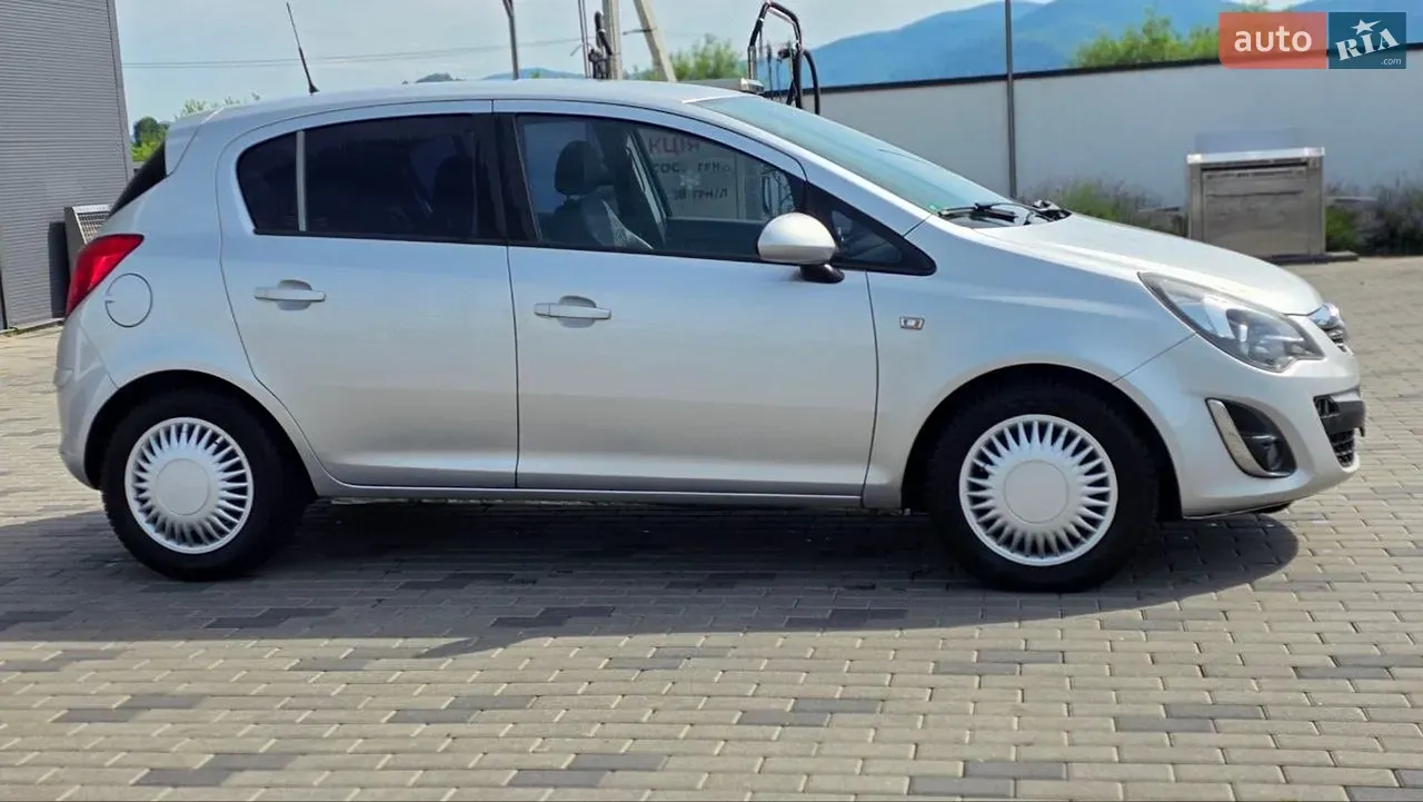 Opel Corsa 2013 photo 4