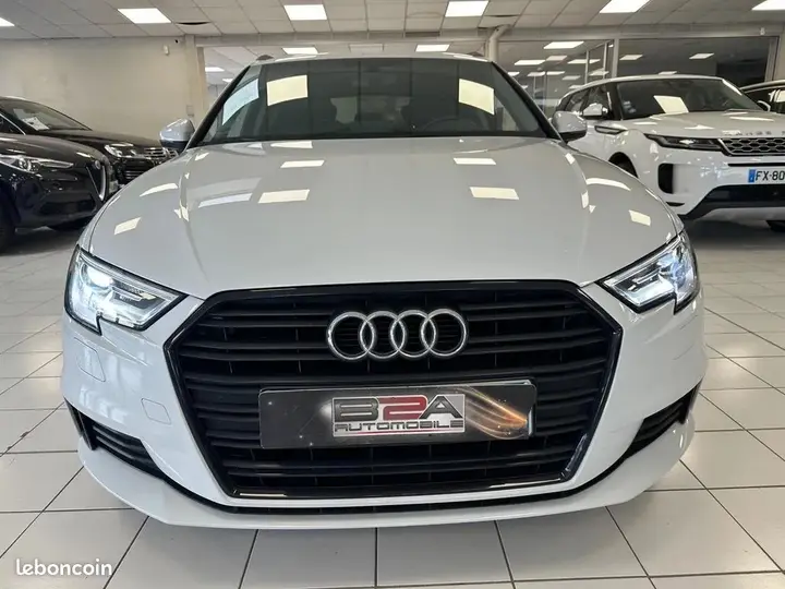 Audi A3 2019 photo 2