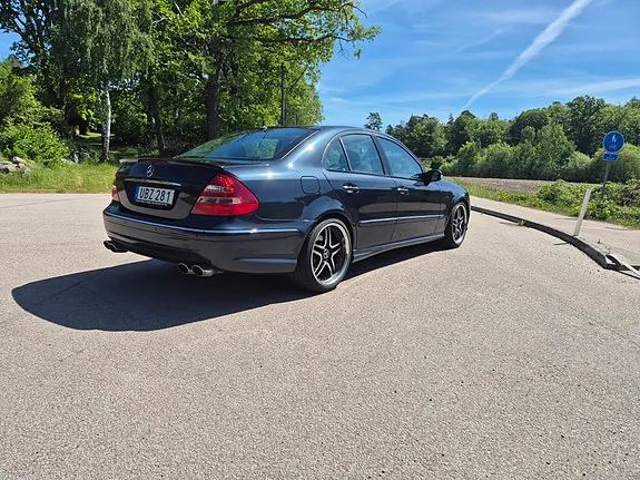 Mercedes-Benz E500 2003 photo 2