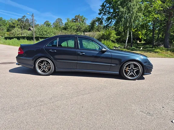 Mercedes-Benz E500