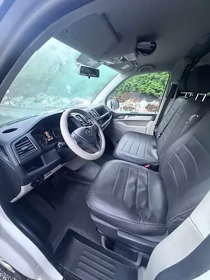 Volkswagen Transporter 2017 photo 3