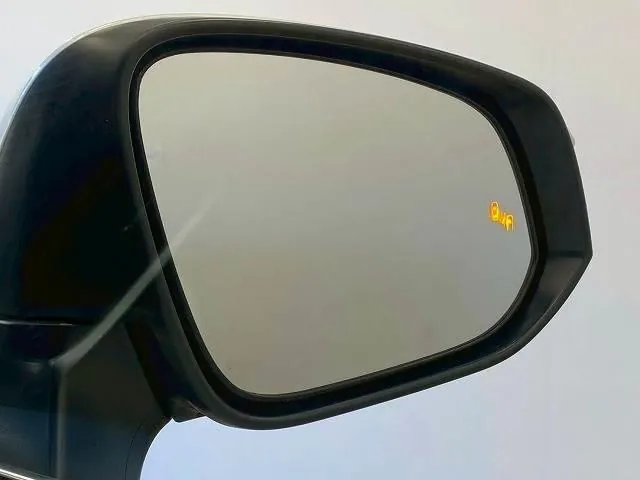 Toyota Hilux 2023 photo 5