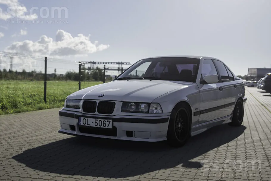 BMW 318