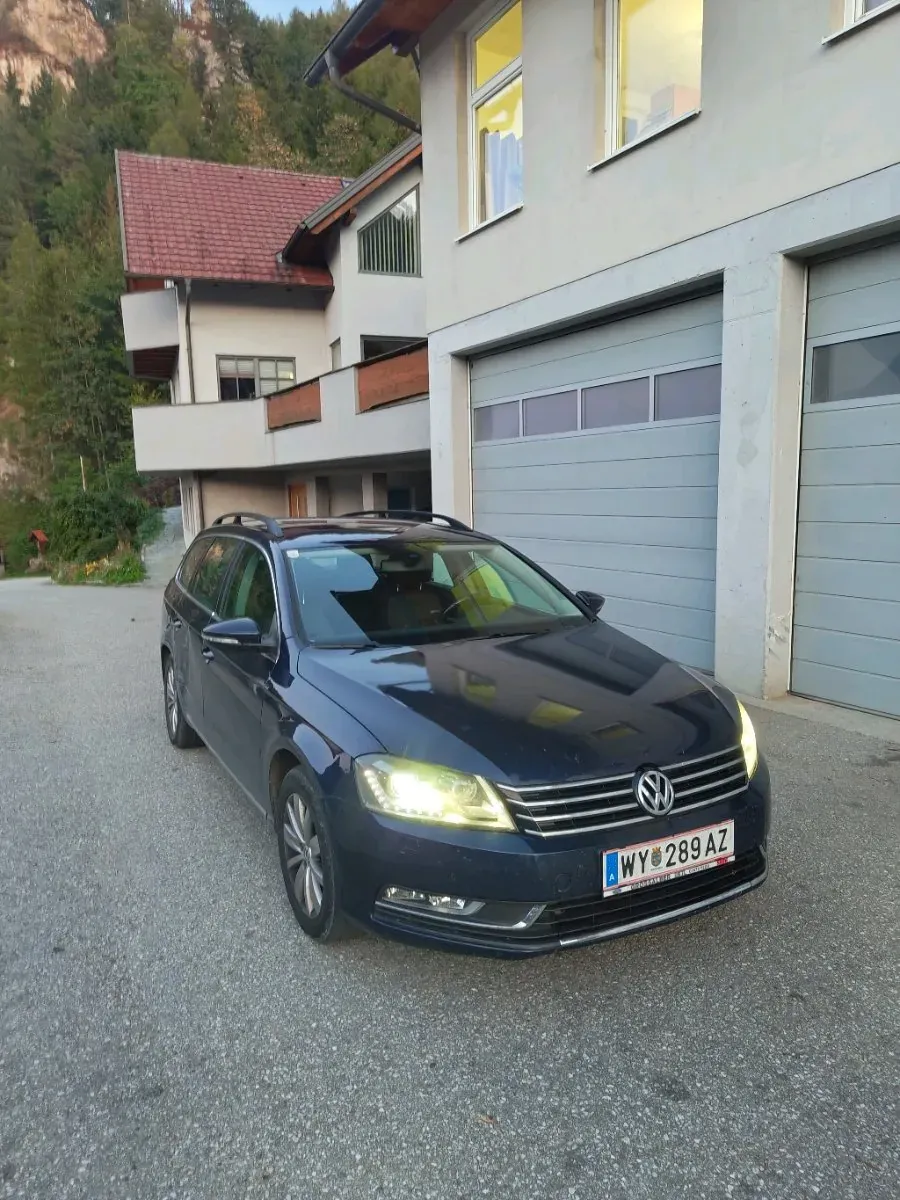 Volkswagen Passat 2011 photo 3