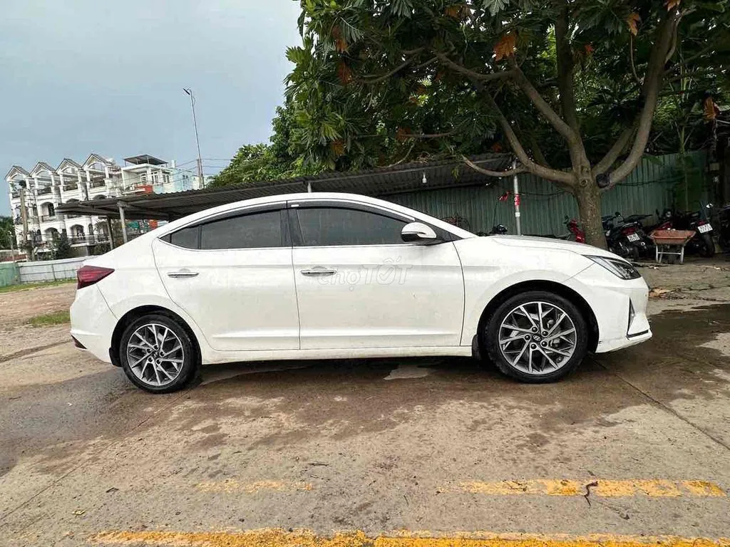 Hyundai Elantra 2021 photo 4