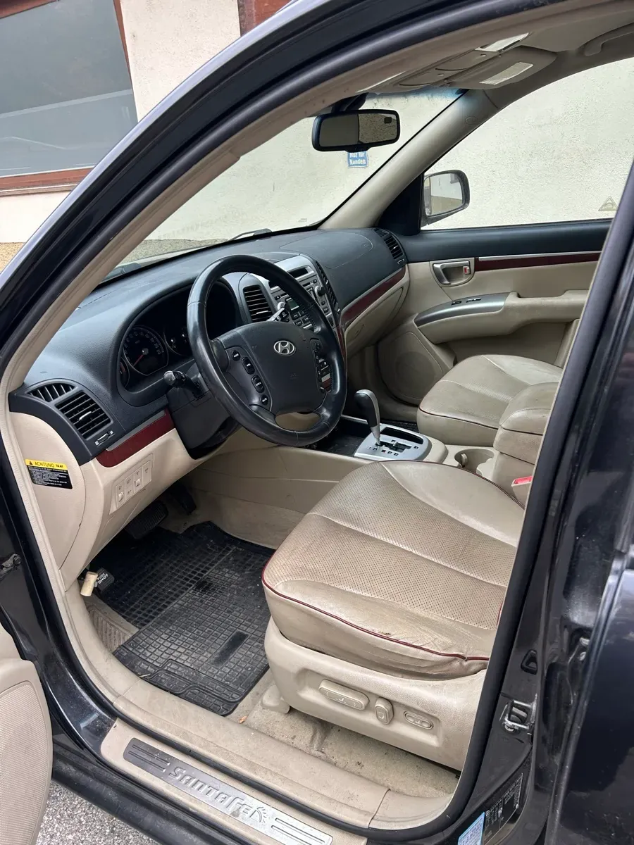 Hyundai Santa Fe 2006 photo 2
