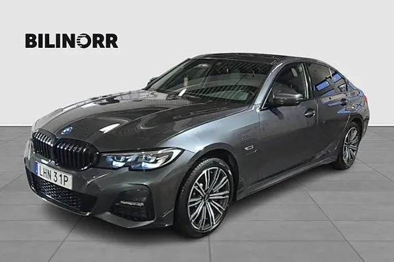 BMW 330E