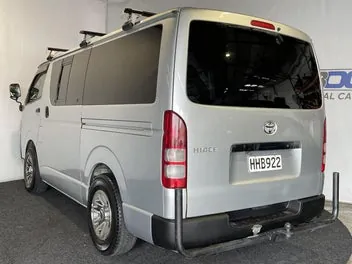 Toyota Hiace 2006 photo 5
