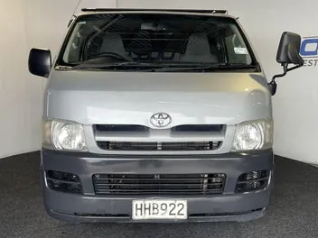 Toyota Hiace 2006 photo 3