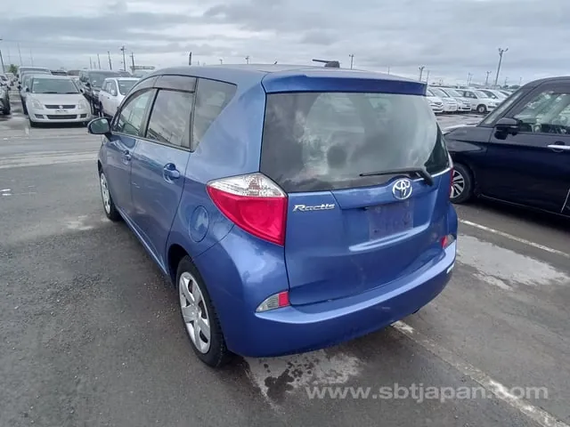 Toyota Ractis G 2011 photo 3