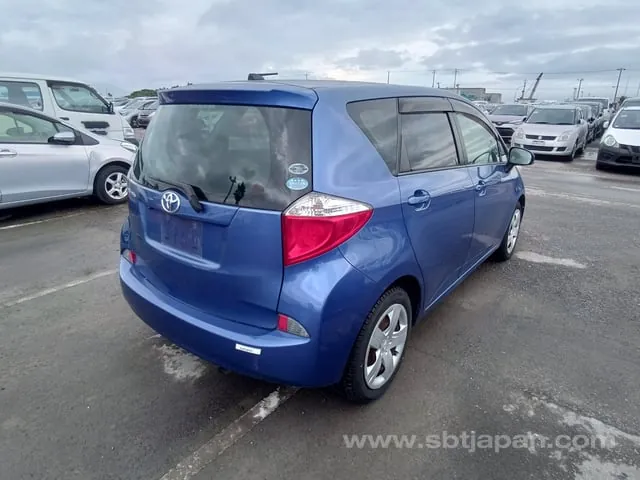 Toyota Ractis G 2011 photo 4