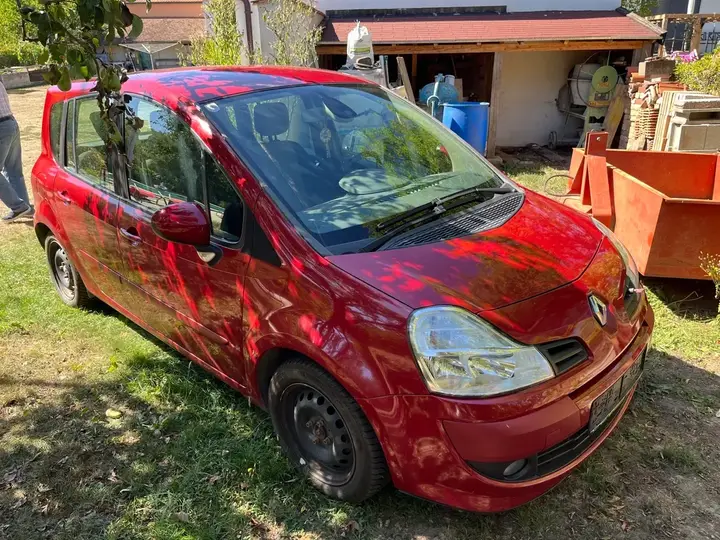 Renault Modus 2009 photo 2
