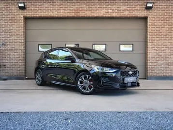 Ford Focus 2023 photo 3