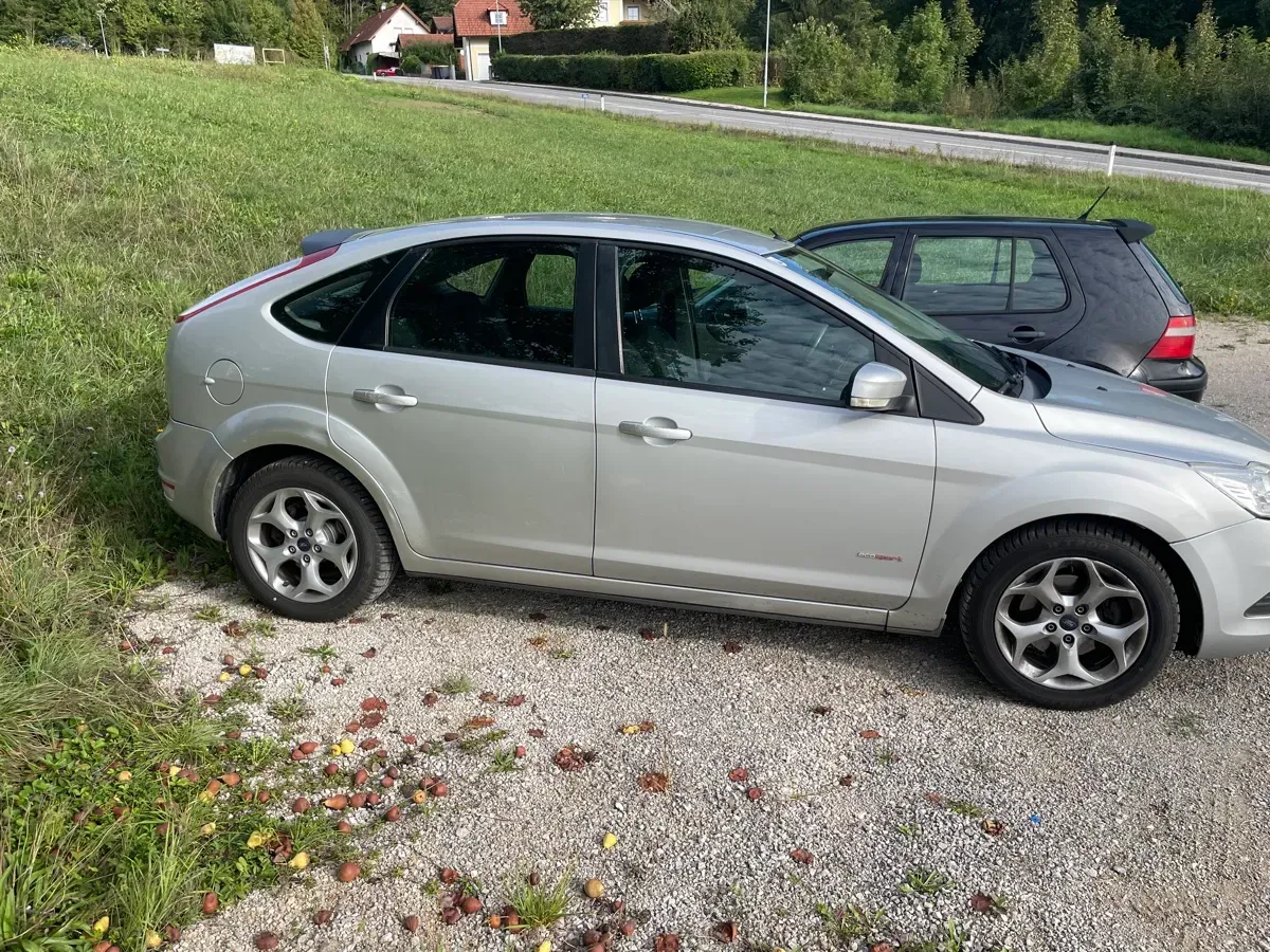 Ford Focus 2008 photo 3