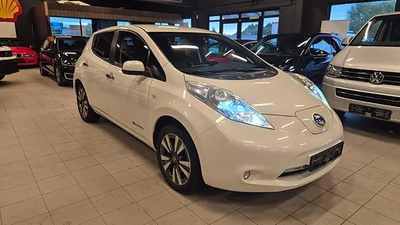 Nissan Leaf 2015 photo 3