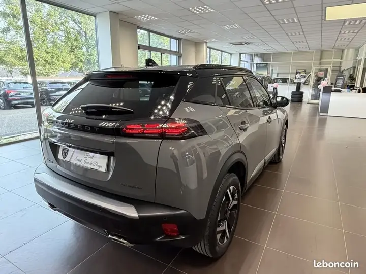 Peugeot 2008 2025 photo 3