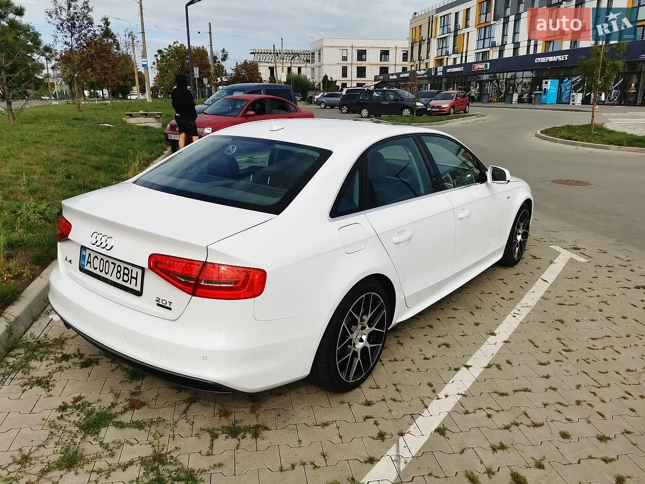 Audi A4 2015 photo 4