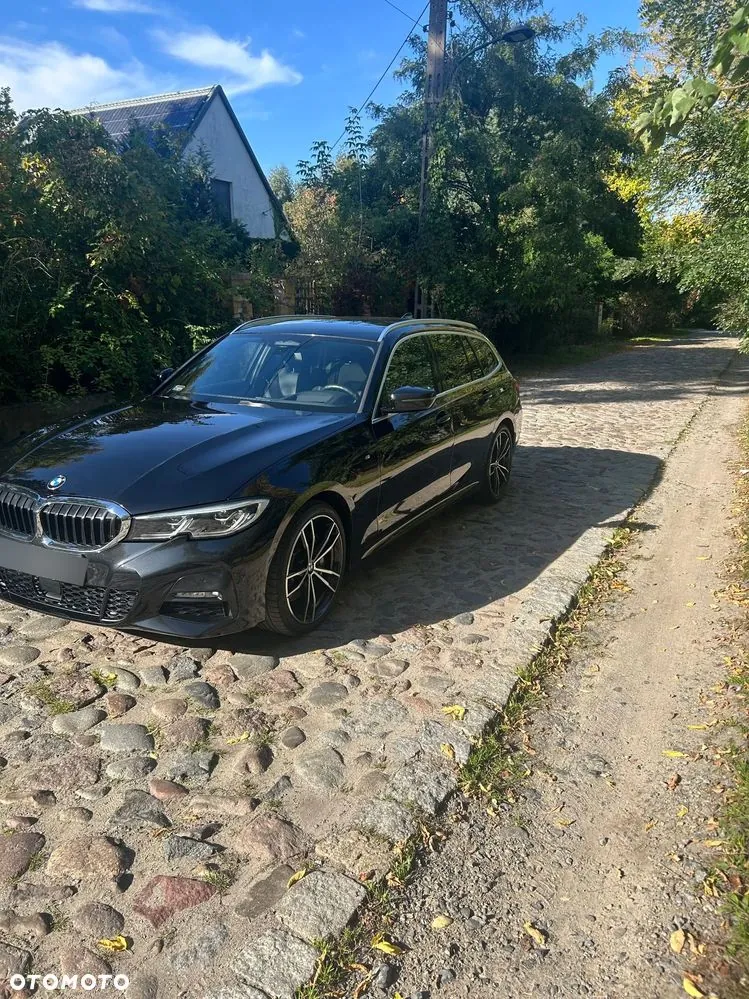 BMW Seria 3 2019 photo 4
