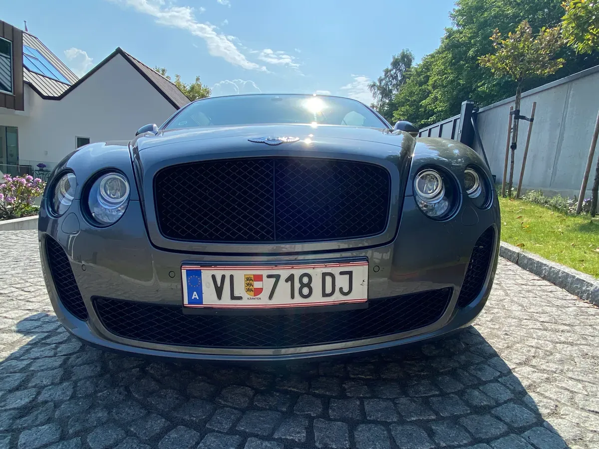 Bentley Continental Supersports 2010 photo 3