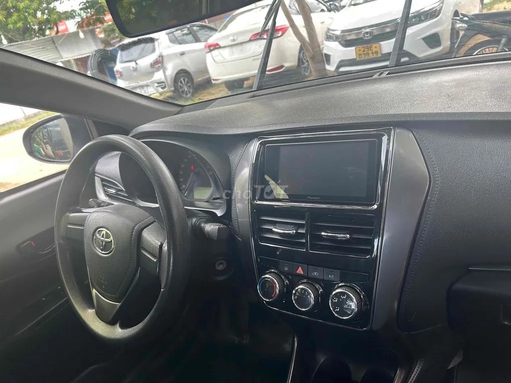 Toyota Vios 2022 photo 2