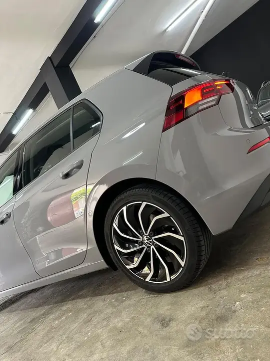 Volkswagen Golf 2023 photo 4