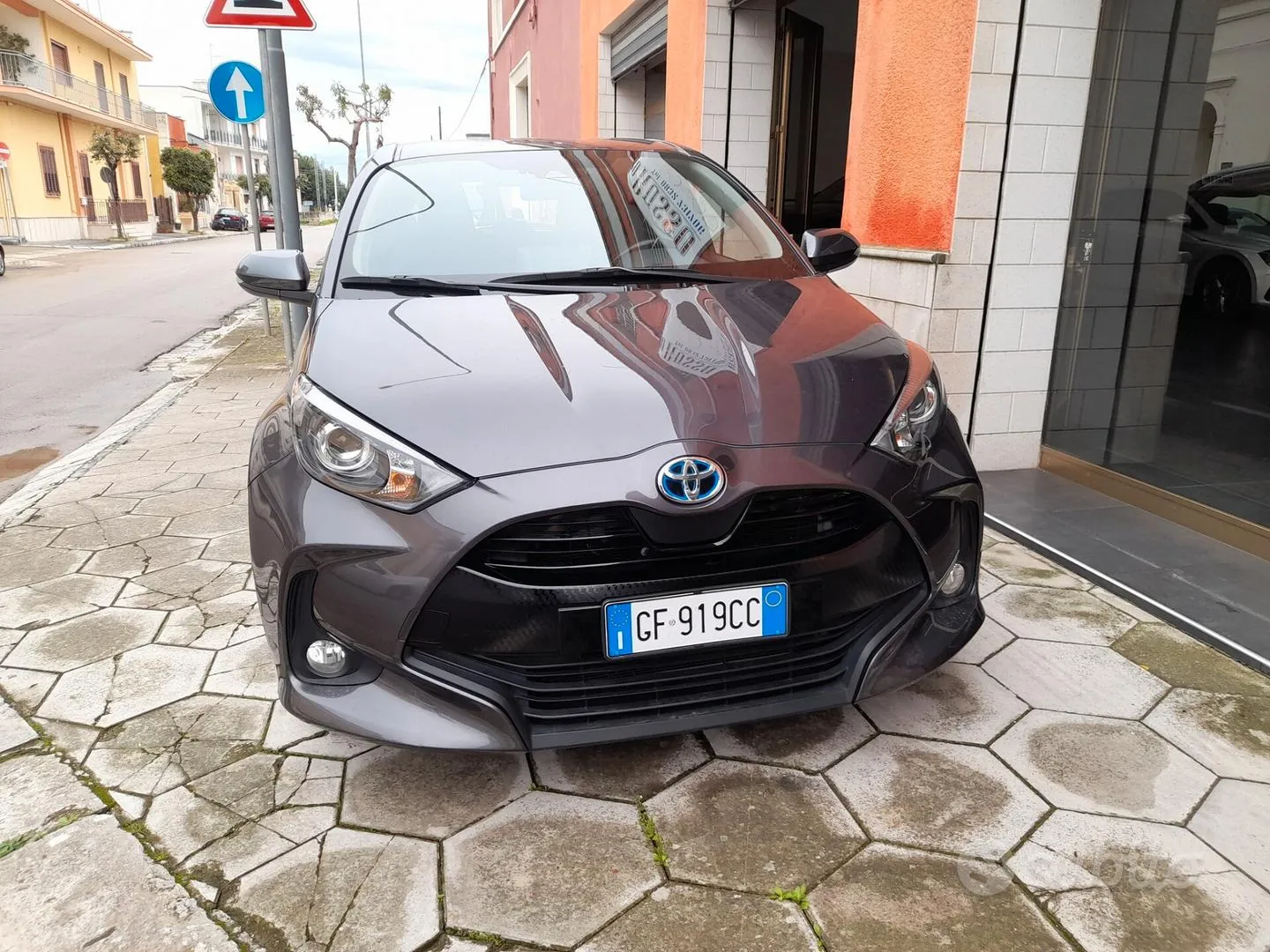 Toyota Yaris 2021 photo 2