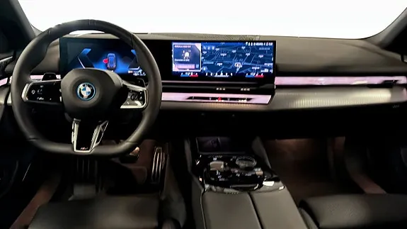 BMW 530E 2026 photo 4
