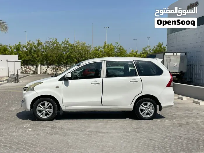 Toyota Avanza 2015 photo 3