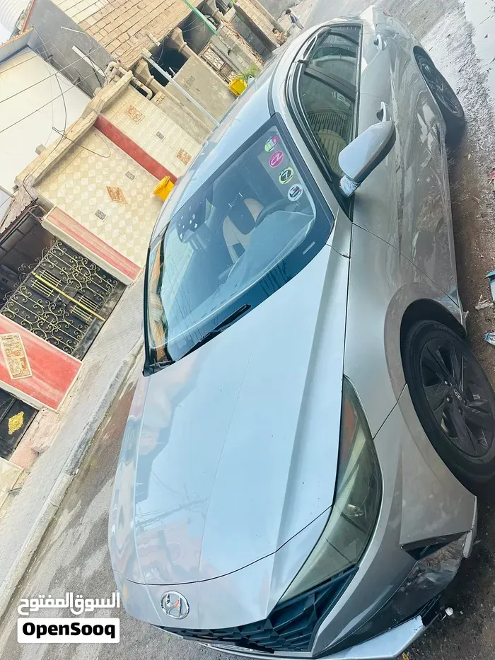 Hyundai Elantra 2023 photo 2