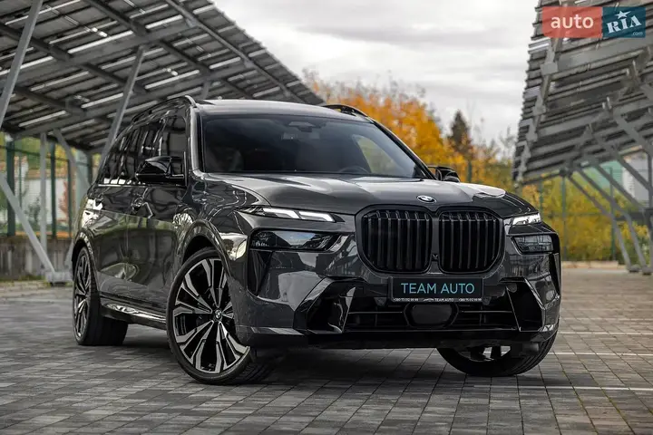 BMW X7 2025 photo 2